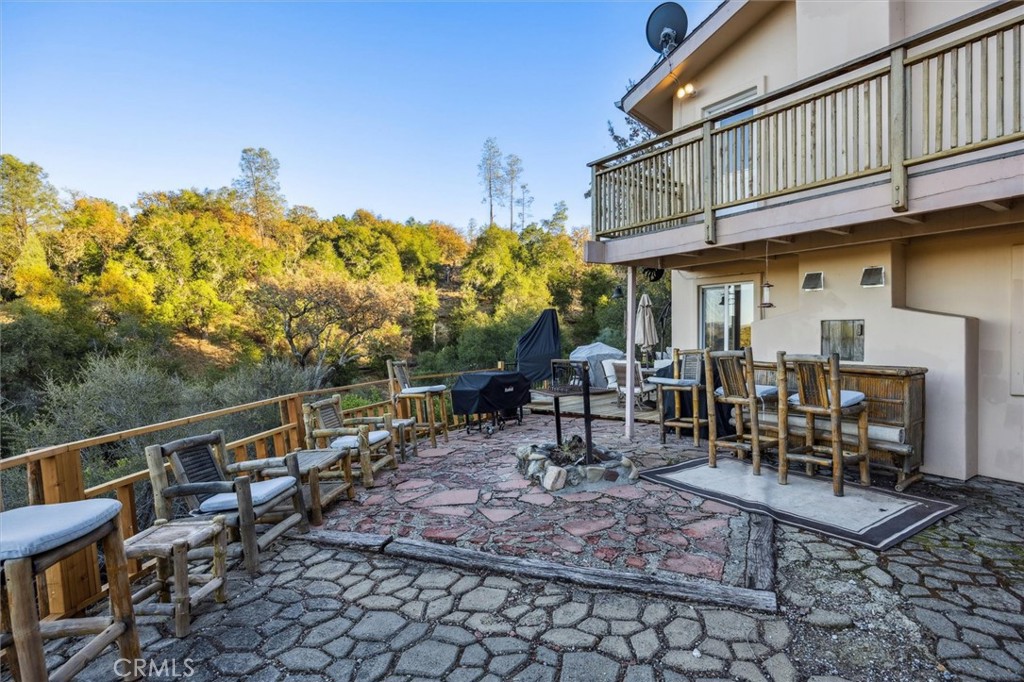 5503 Whispering Pines Ln, Paso Robles, CA 93446