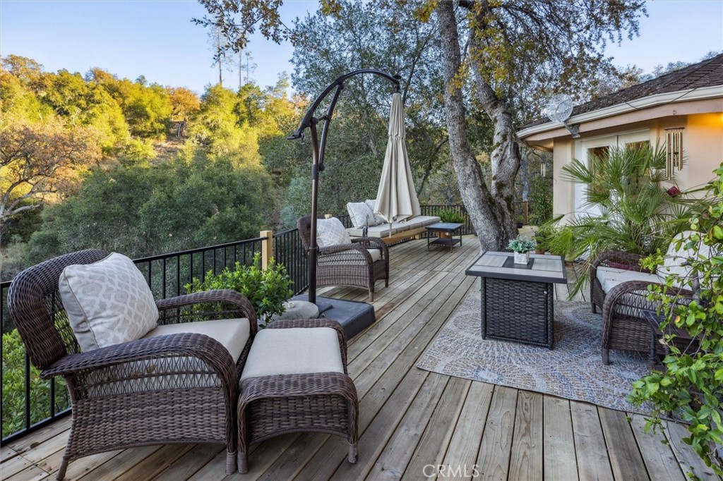 5503 Whispering Pines Ln, Paso Robles, CA 93446