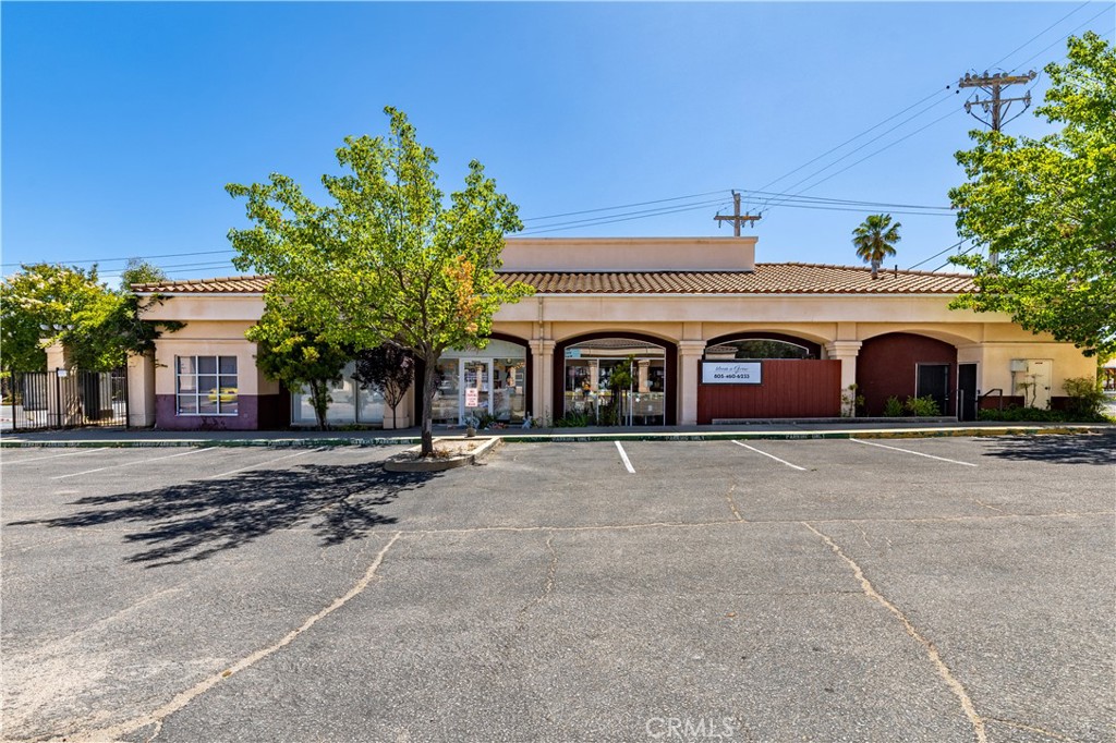 9955 El Camino Real, Atascadero, CA 93422