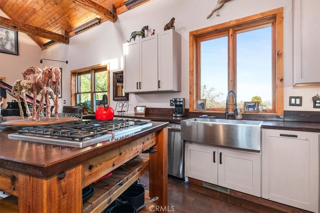 4310 Almond Dr, Templeton, CA 93465