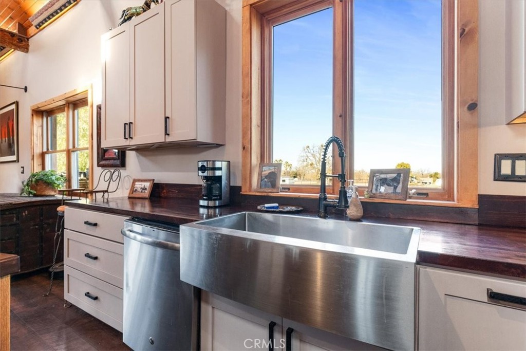 4310 Almond Dr, Templeton, CA 93465