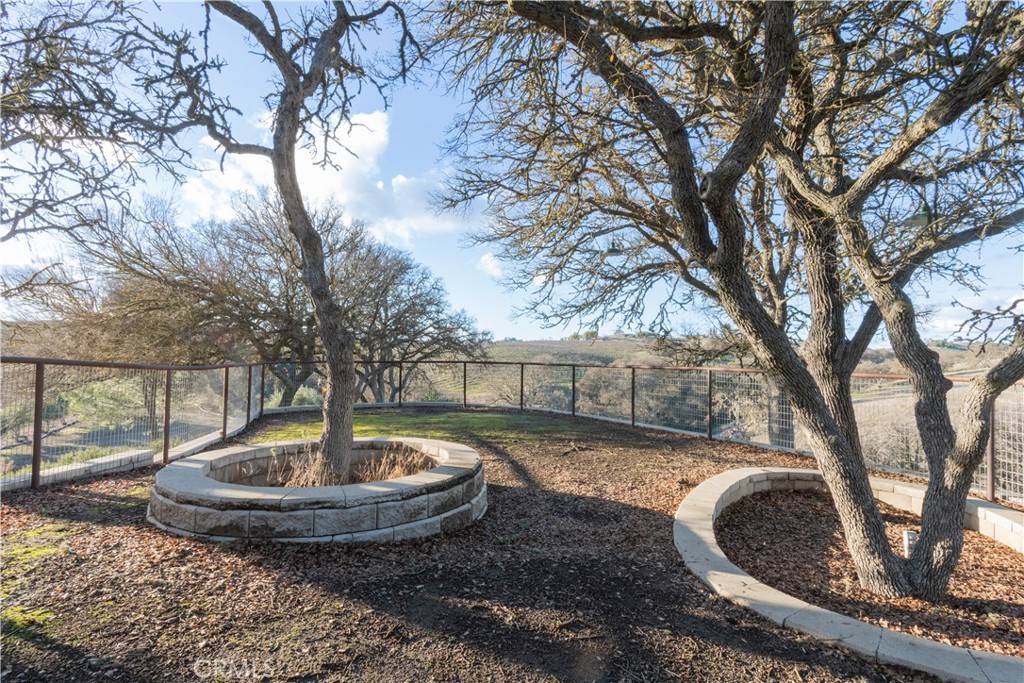 390 San Marcos Rd, Paso Robles, CA 93446