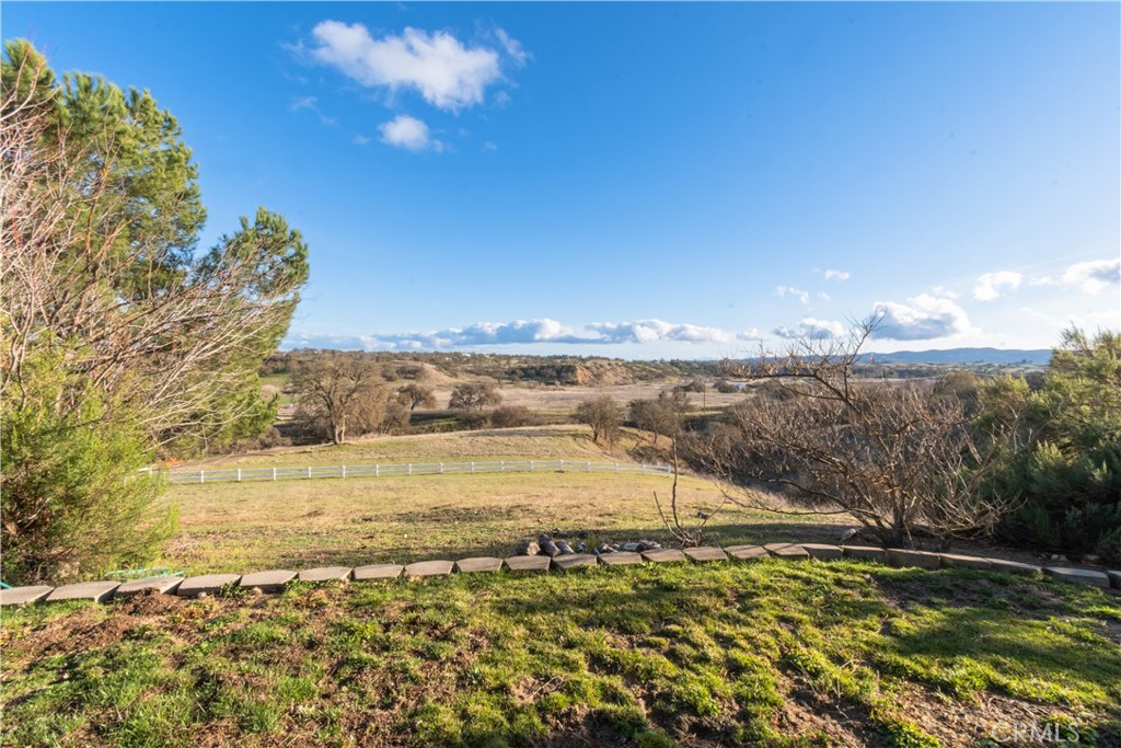 390 San Marcos Rd, Paso Robles, CA 93446