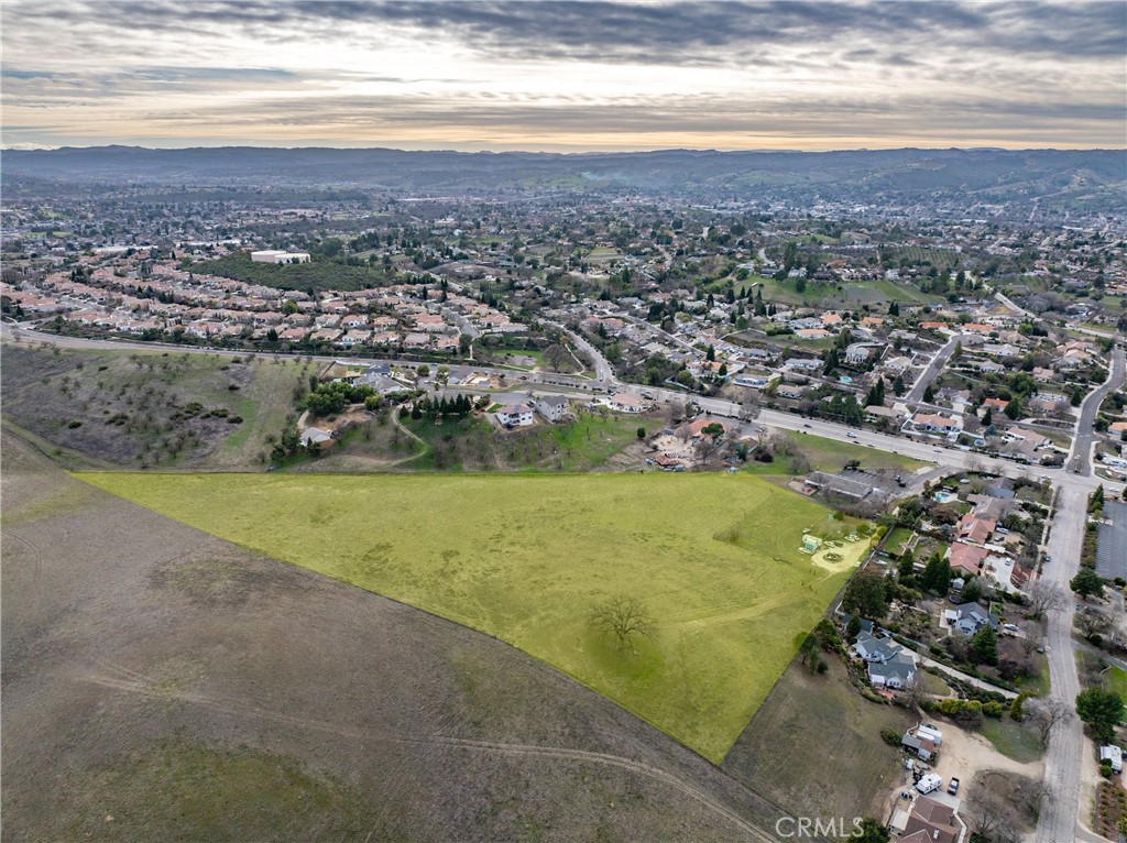 2450 Golden Hill Rd, Paso Robles, CA 93446