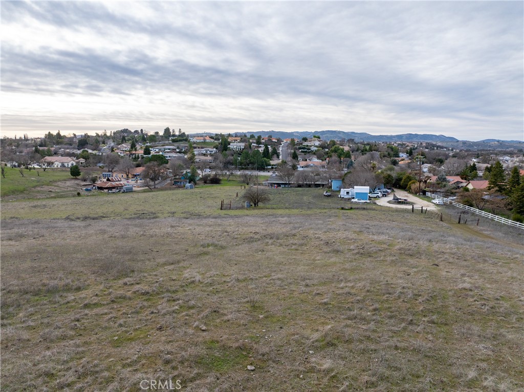 2450 Golden Hill Rd, Paso Robles, CA 93446