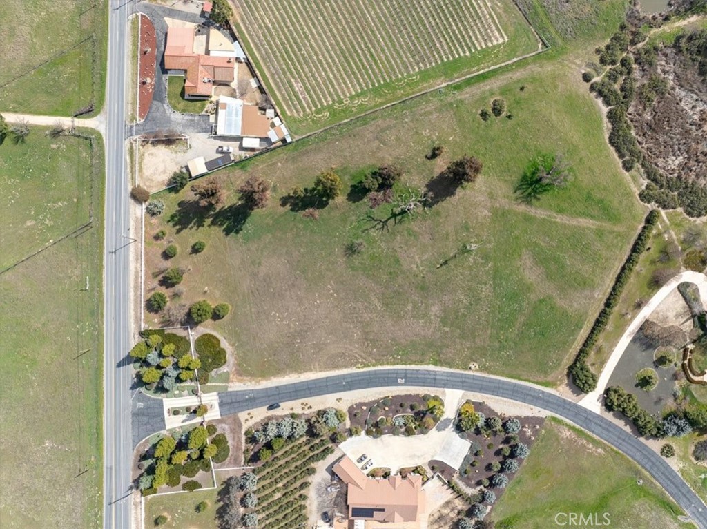 1810 Laguna Del Campo, Templeton, CA 93465