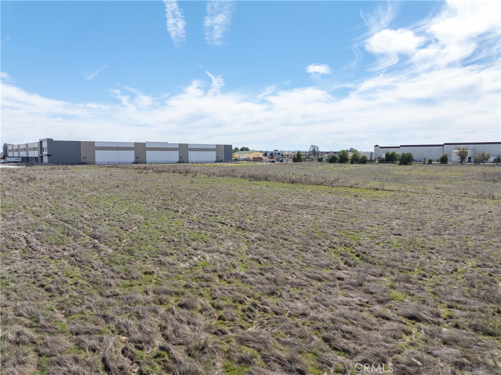 5185 Airport Rd, Paso Robles, CA 93446