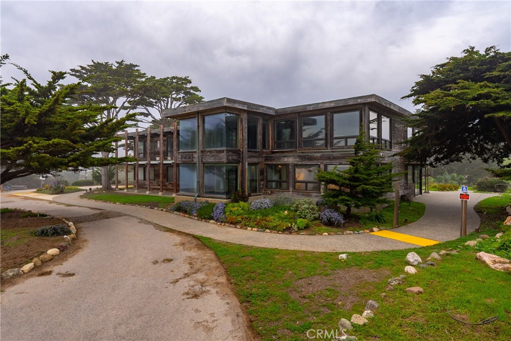 7432 Exotic Garden Dr, Cambria, CA 93428