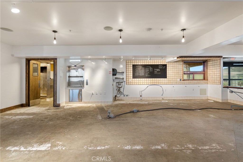 7432 Exotic Garden Dr, Cambria, CA 93428