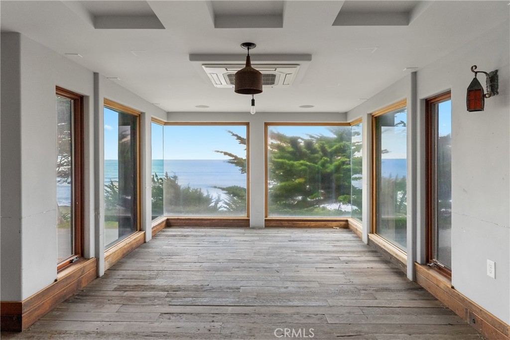 7432 Exotic Garden Dr, Cambria, CA 93428