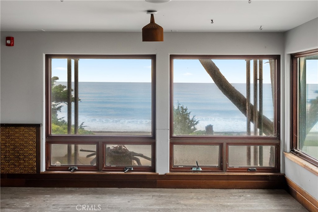 7432 Exotic Garden Dr, Cambria, CA 93428