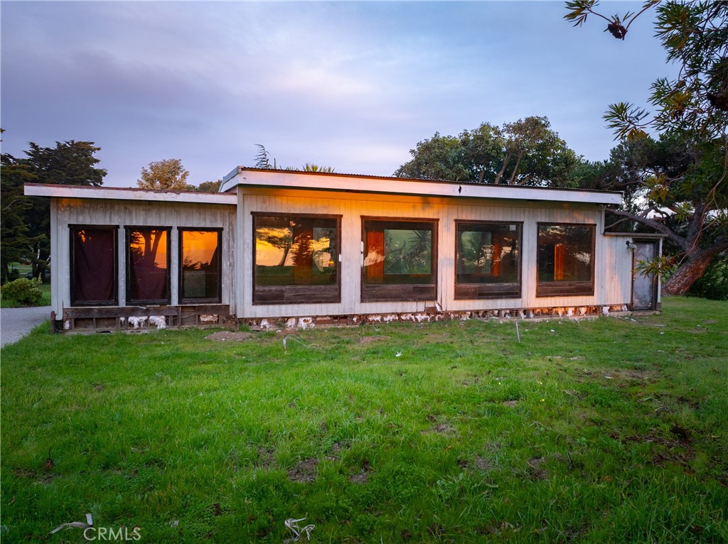 7432 Exotic Garden Dr, Cambria, CA 93428