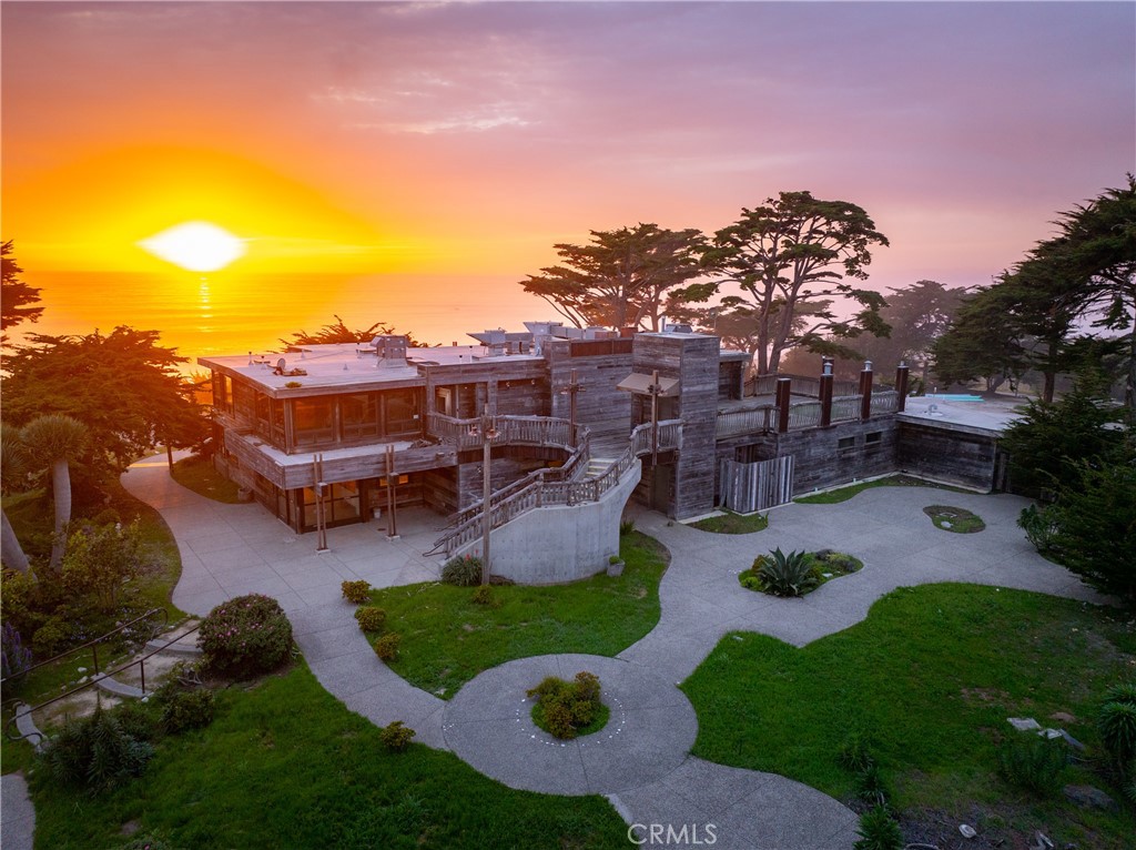 7432 Exotic Garden Dr, Cambria, CA 93428