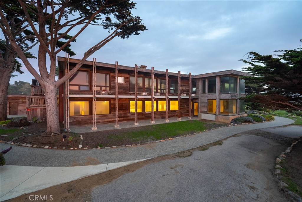 7432 Exotic Garden Dr, Cambria, CA 93428