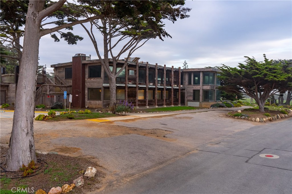 7432 Exotic Garden Dr, Cambria, CA 93428