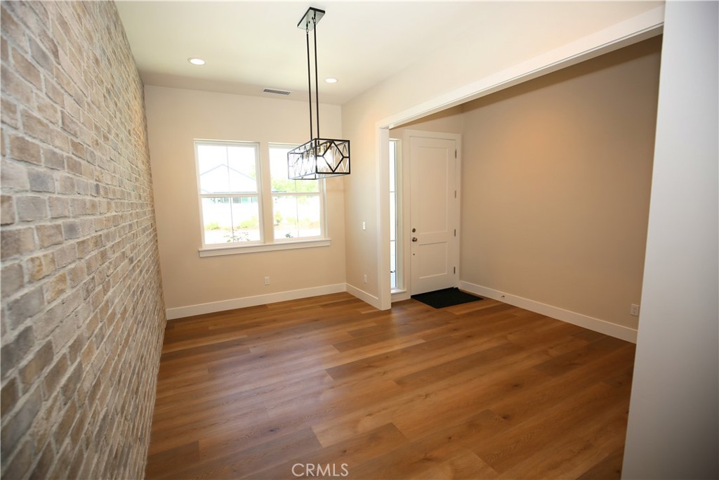 2050 Prospect Ave, Paso Robles, CA 93446