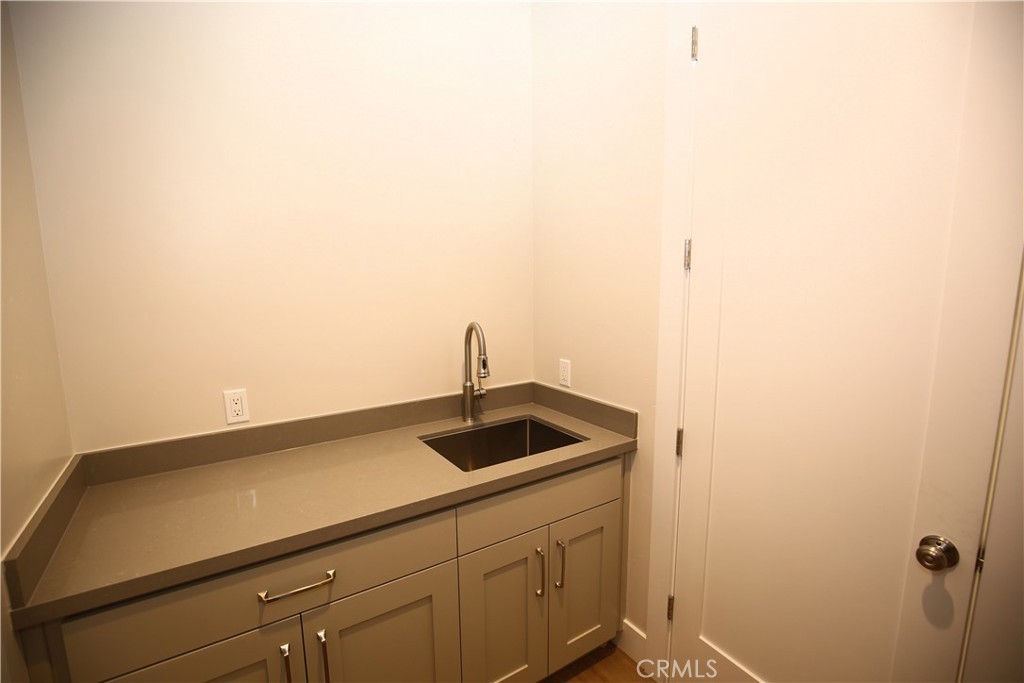 2050 Prospect Ave, Paso Robles, CA 93446