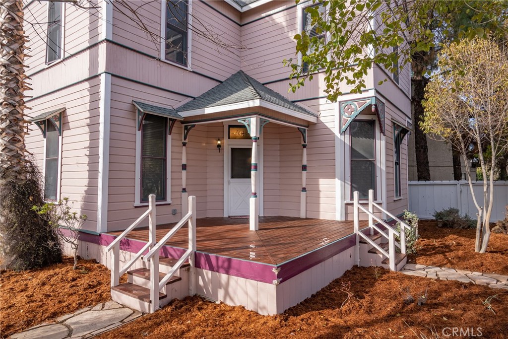 1803 Pine St, Paso Robles, CA 93446