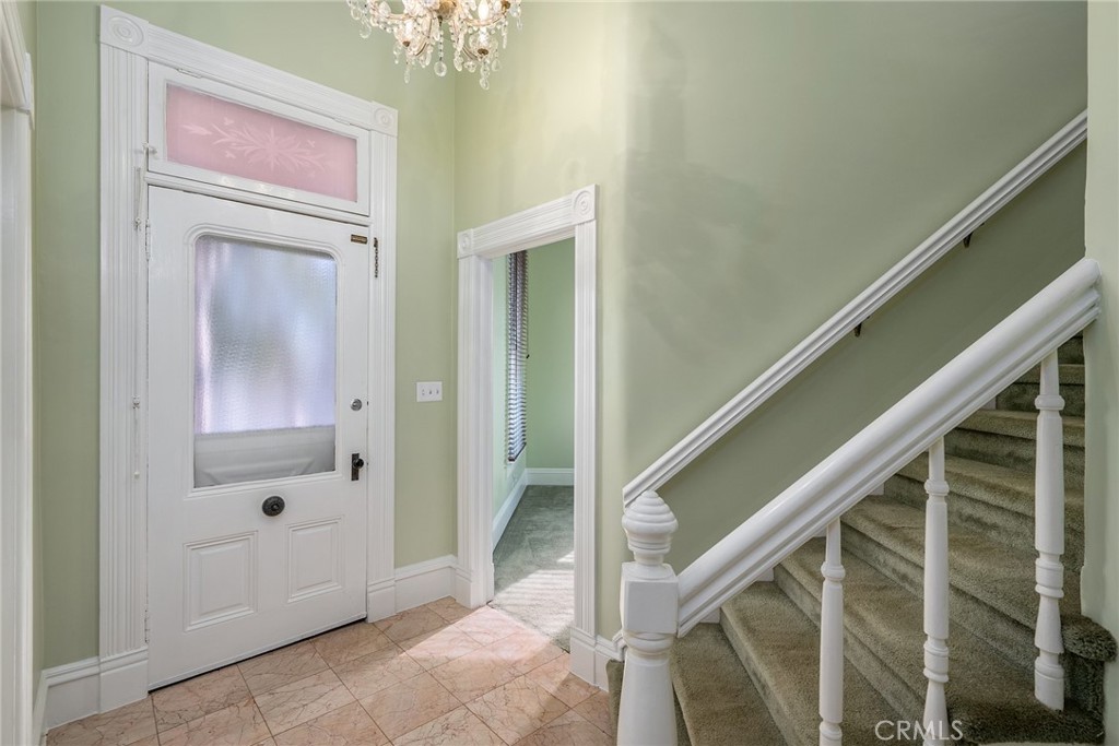 1803 Pine St, Paso Robles, CA 93446