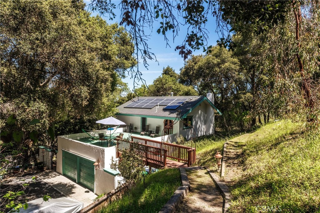 2015 Alturas Rd, Atascadero, CA 93422