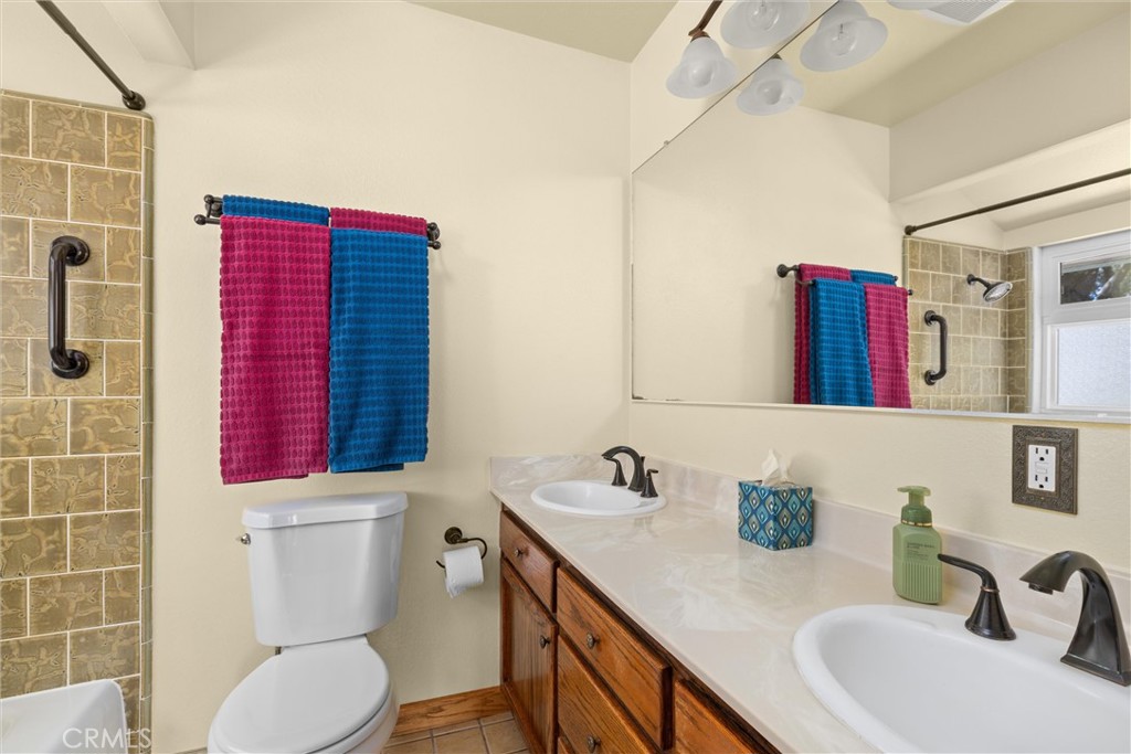 2015 Alturas Rd, Atascadero, CA 93422