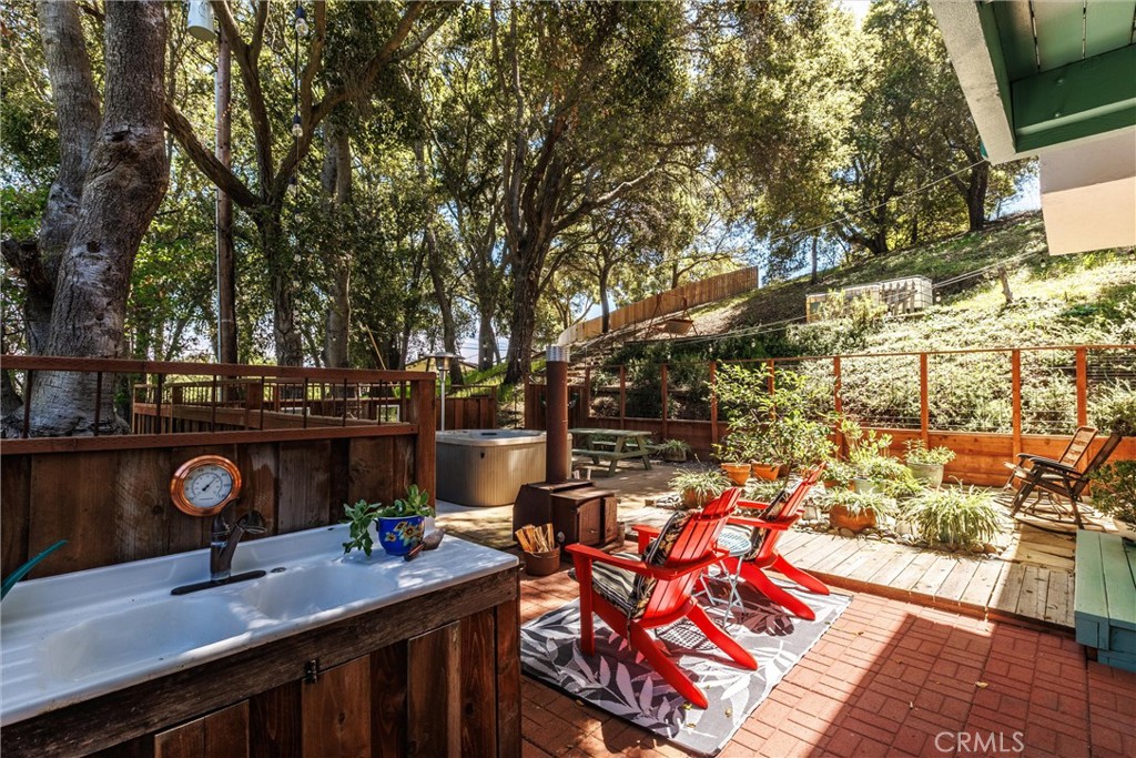 2015 Alturas Rd, Atascadero, CA 93422