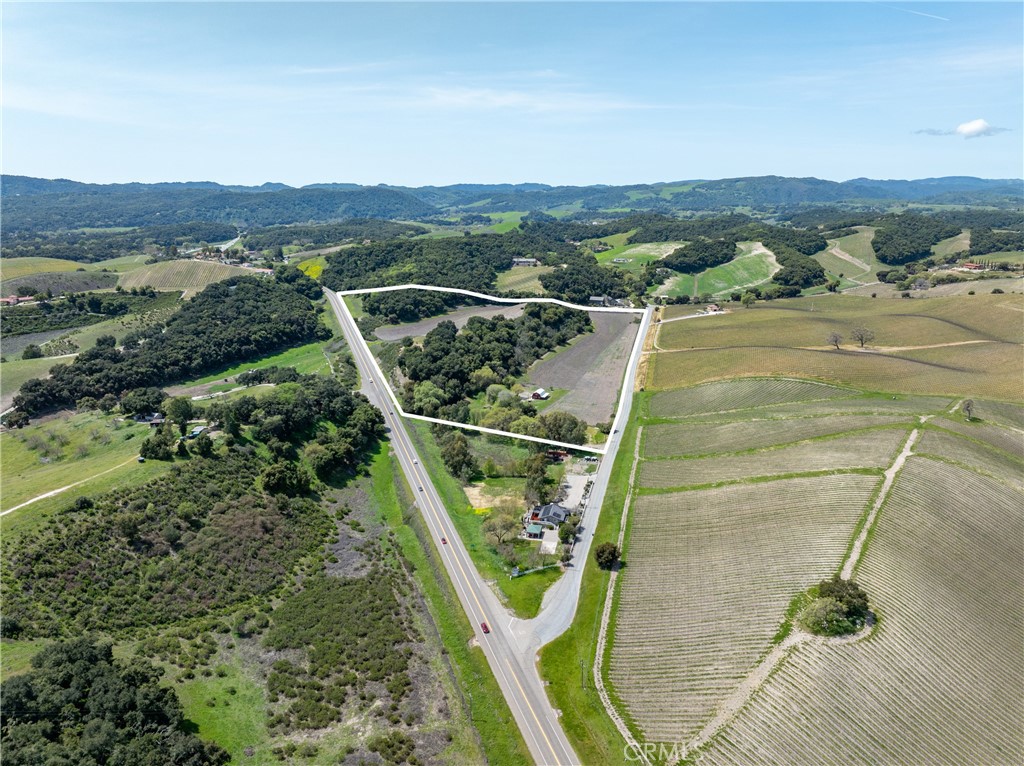 2925 Oakdale Rd, Paso Robles, CA 93446