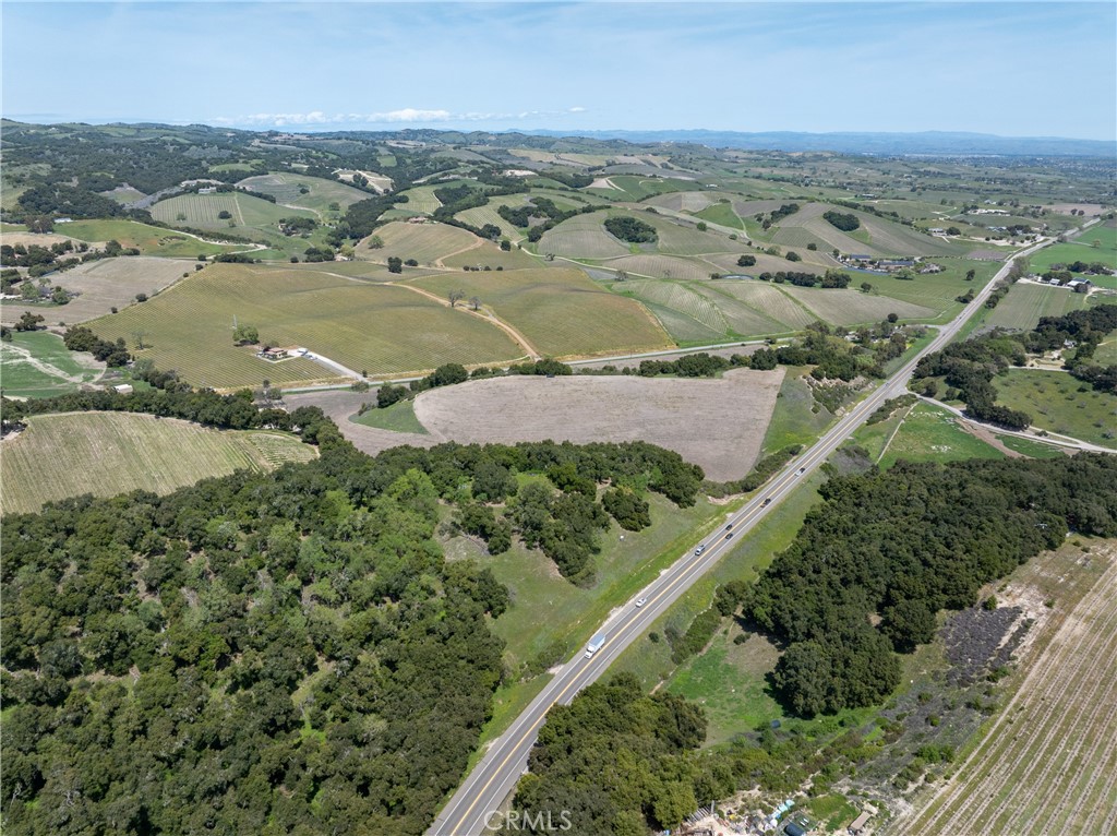 2925 Oakdale Rd, Paso Robles, CA 93446