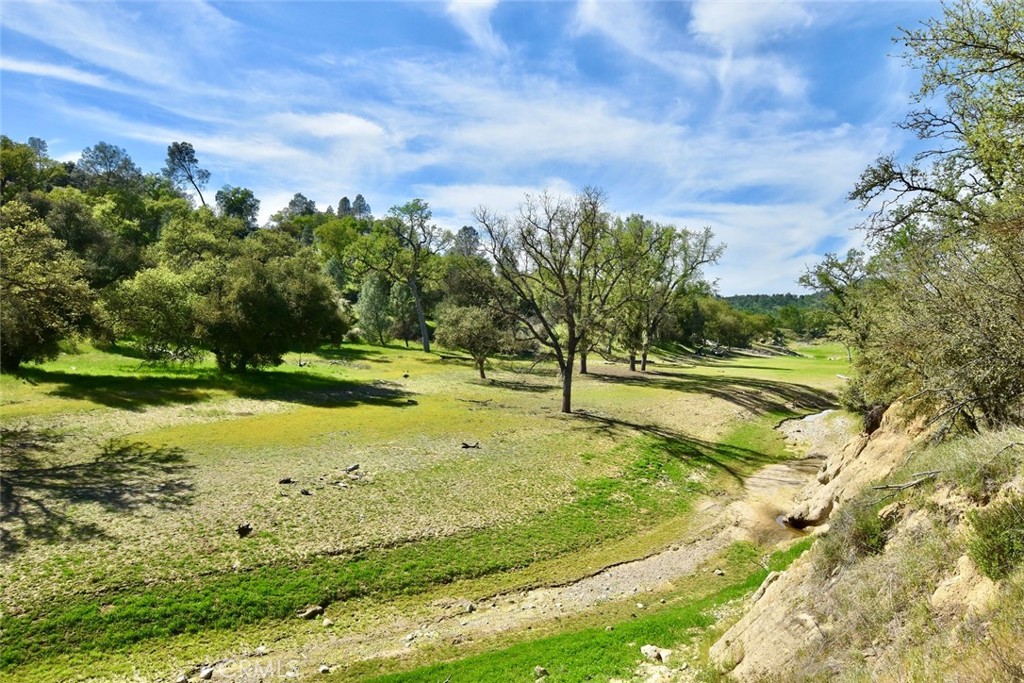 0 Gateway Dr, Paso Robles, CA 93446