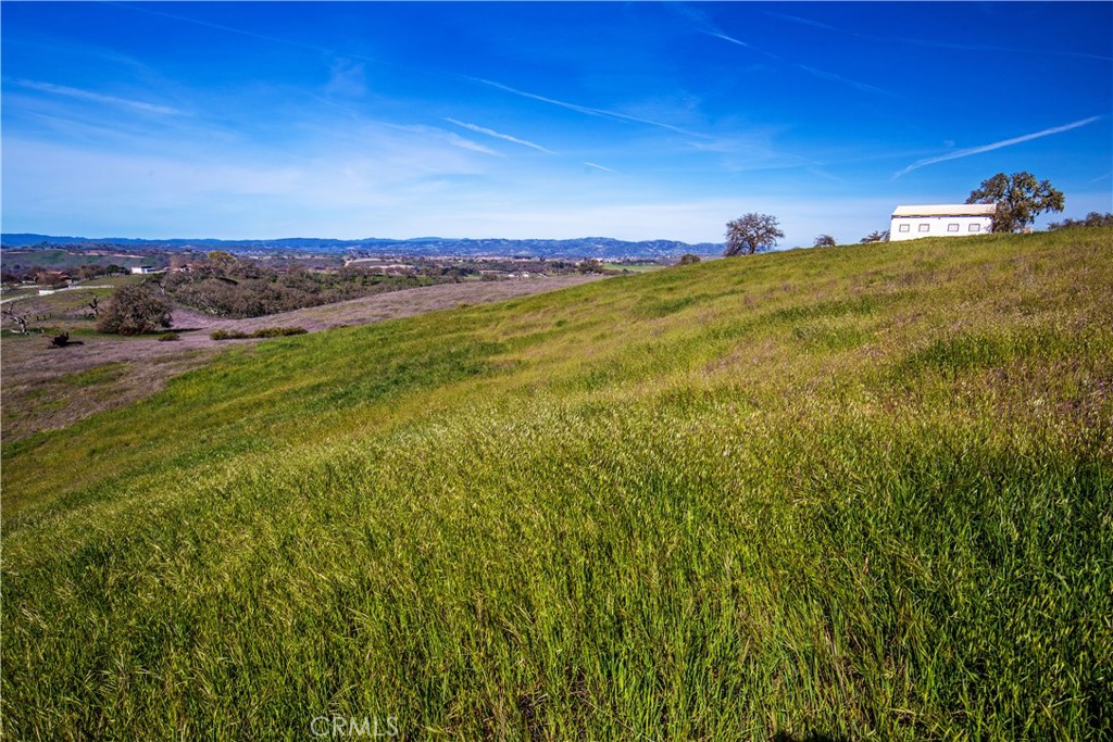 930 Windwood Rd, Paso Robles, CA 93446