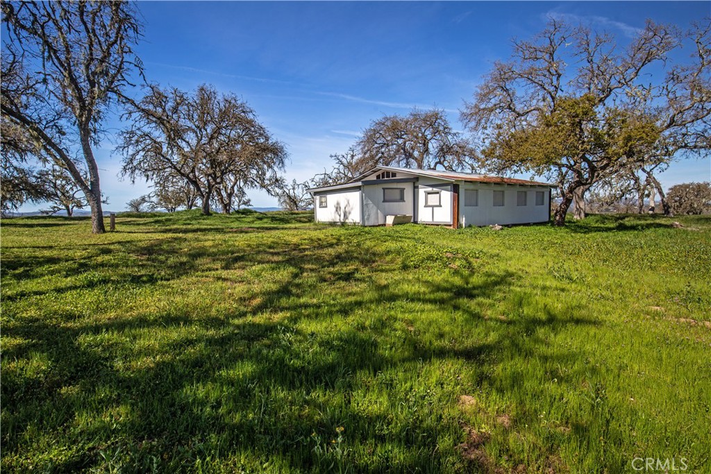 930 Windwood Rd, Paso Robles, CA 93446