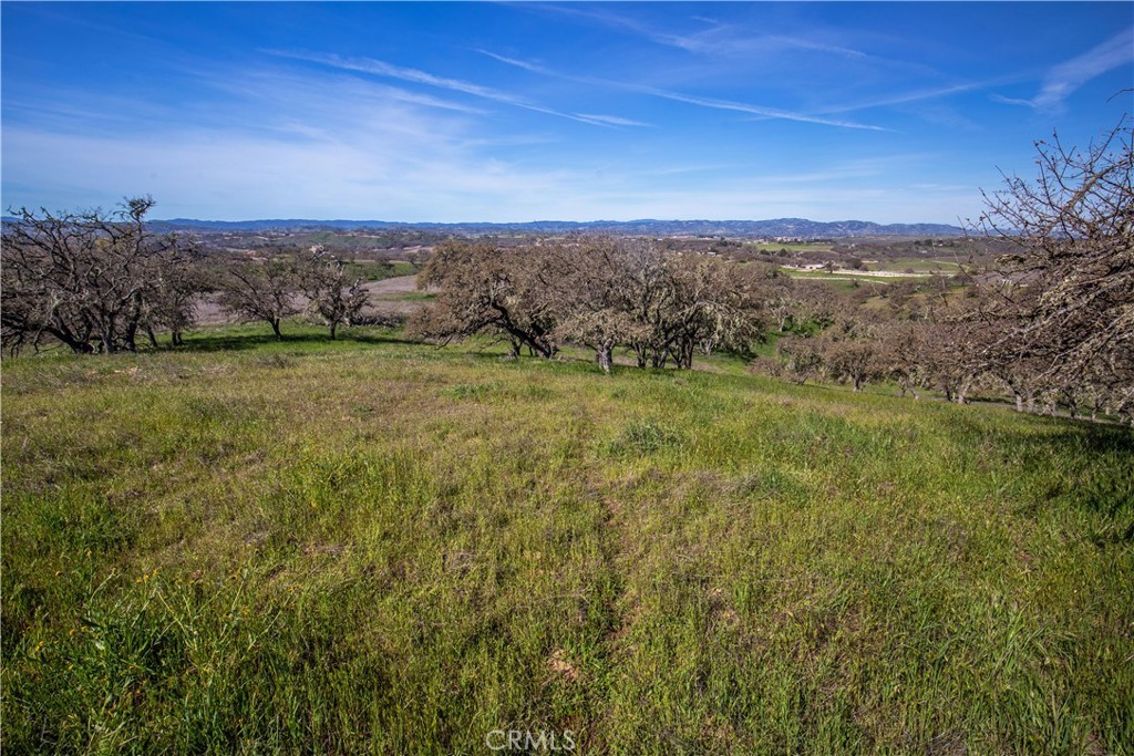 930 Windwood Rd, Paso Robles, CA 93446