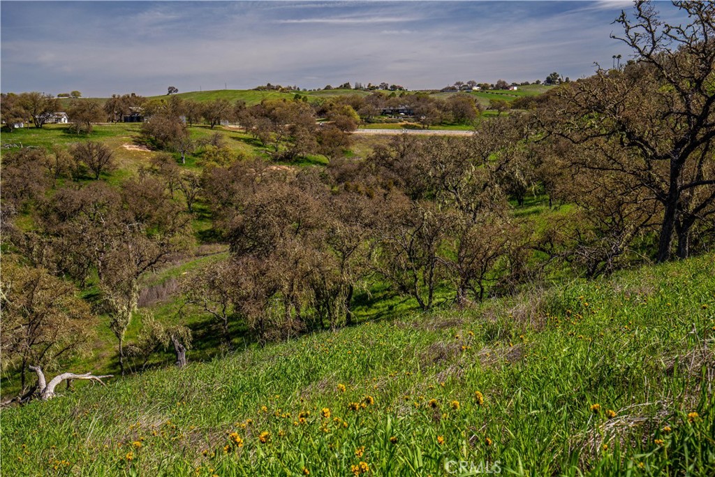 930 Windwood Rd, Paso Robles, CA 93446