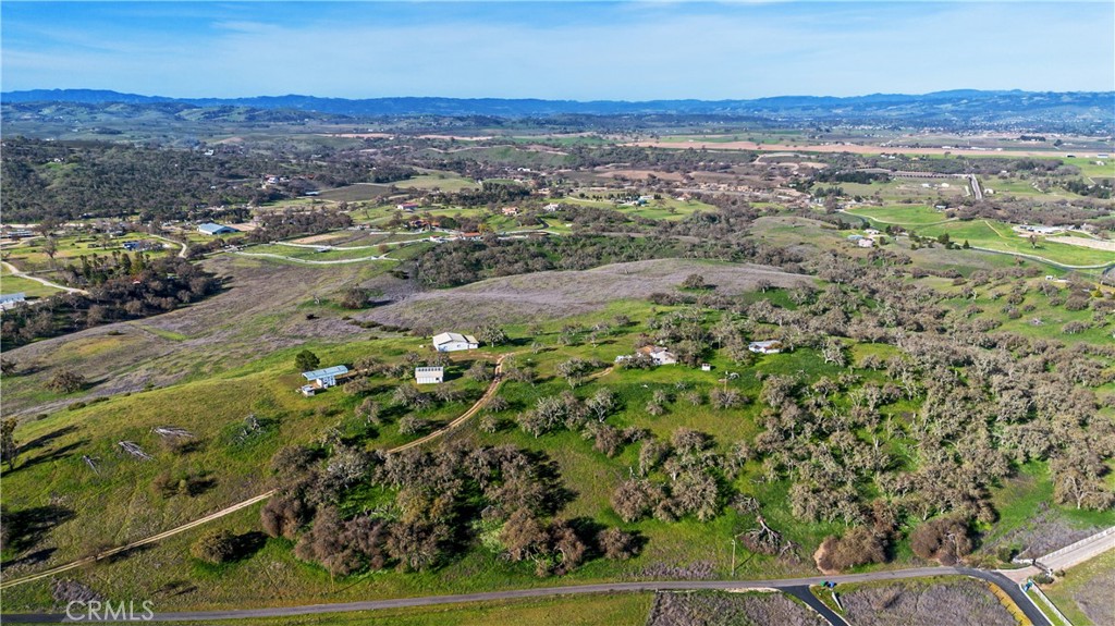 930 Windwood Rd, Paso Robles, CA 93446