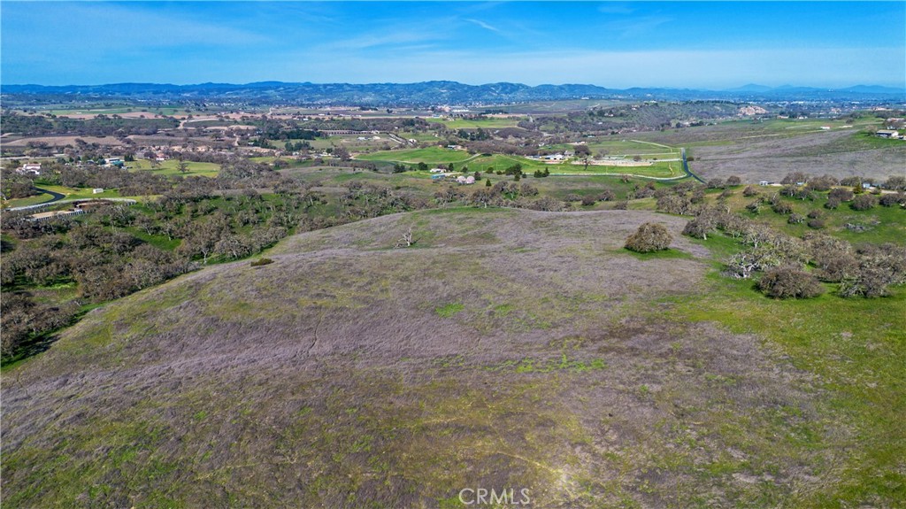 930 Windwood Rd, Paso Robles, CA 93446