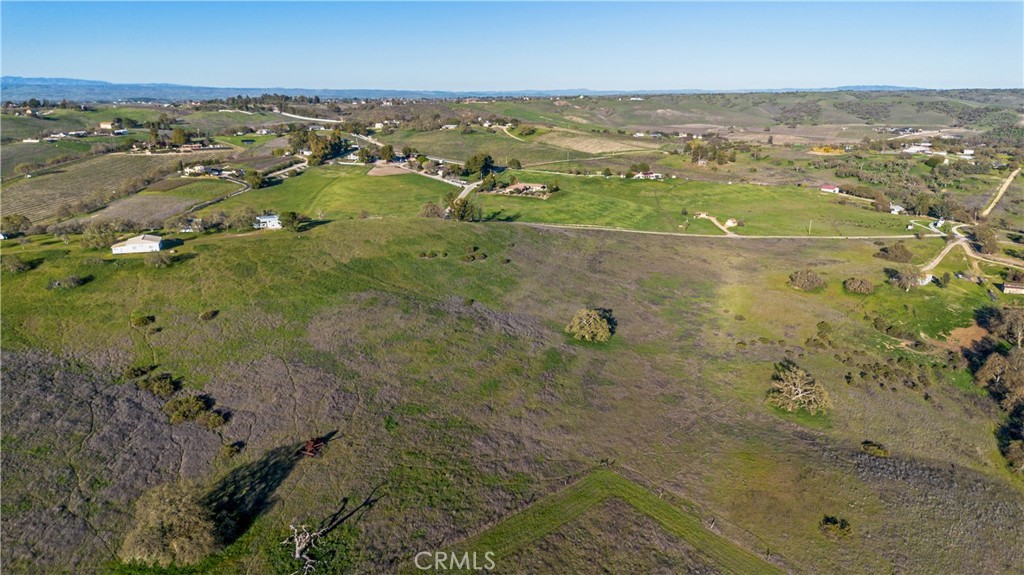 930 Windwood Rd, Paso Robles, CA 93446
