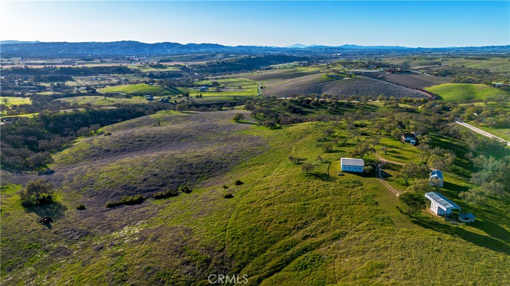 930 Windwood Rd, Paso Robles, CA 93446