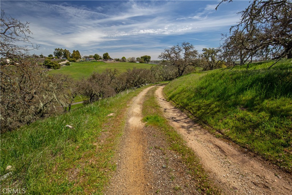 930 Windwood Rd, Paso Robles, CA 93446