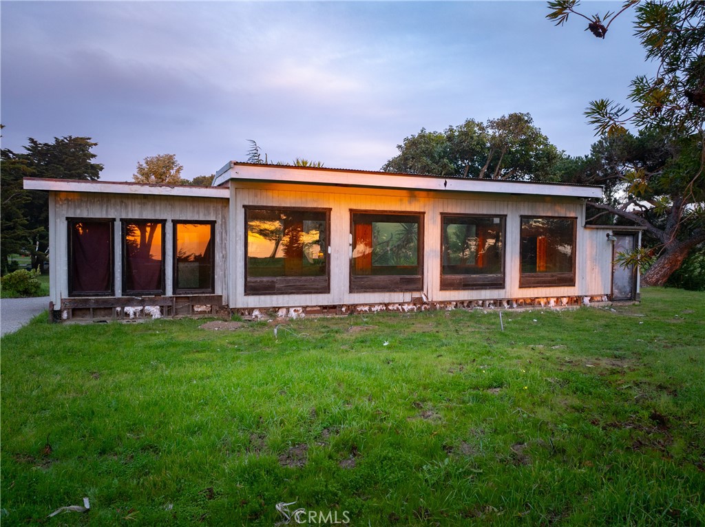 7432 Exotic Garden Dr, Cambria, CA 93428