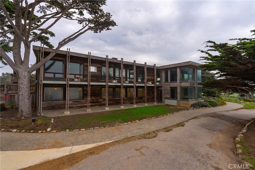 7432 Exotic Garden Dr, Cambria, CA 93428
