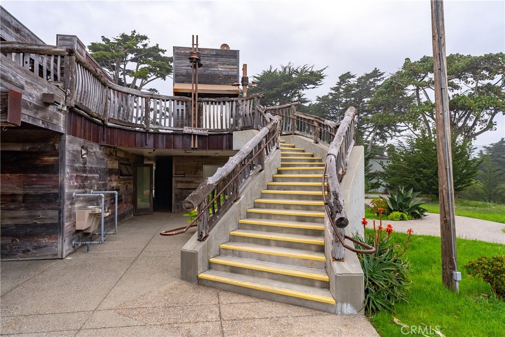 7432 Exotic Garden Dr, Cambria, CA 93428