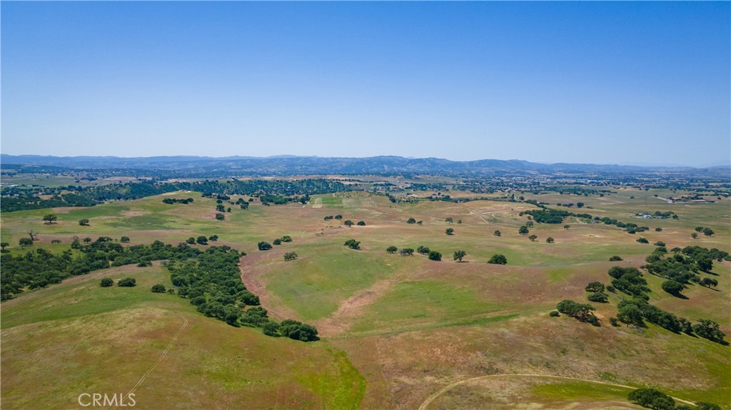 1975 Hidden Acre Ln, Paso Robles, CA 93446