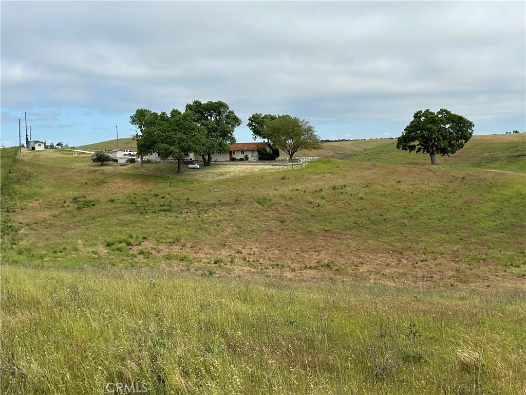 1975 Hidden Acre Ln, Paso Robles, CA 93446