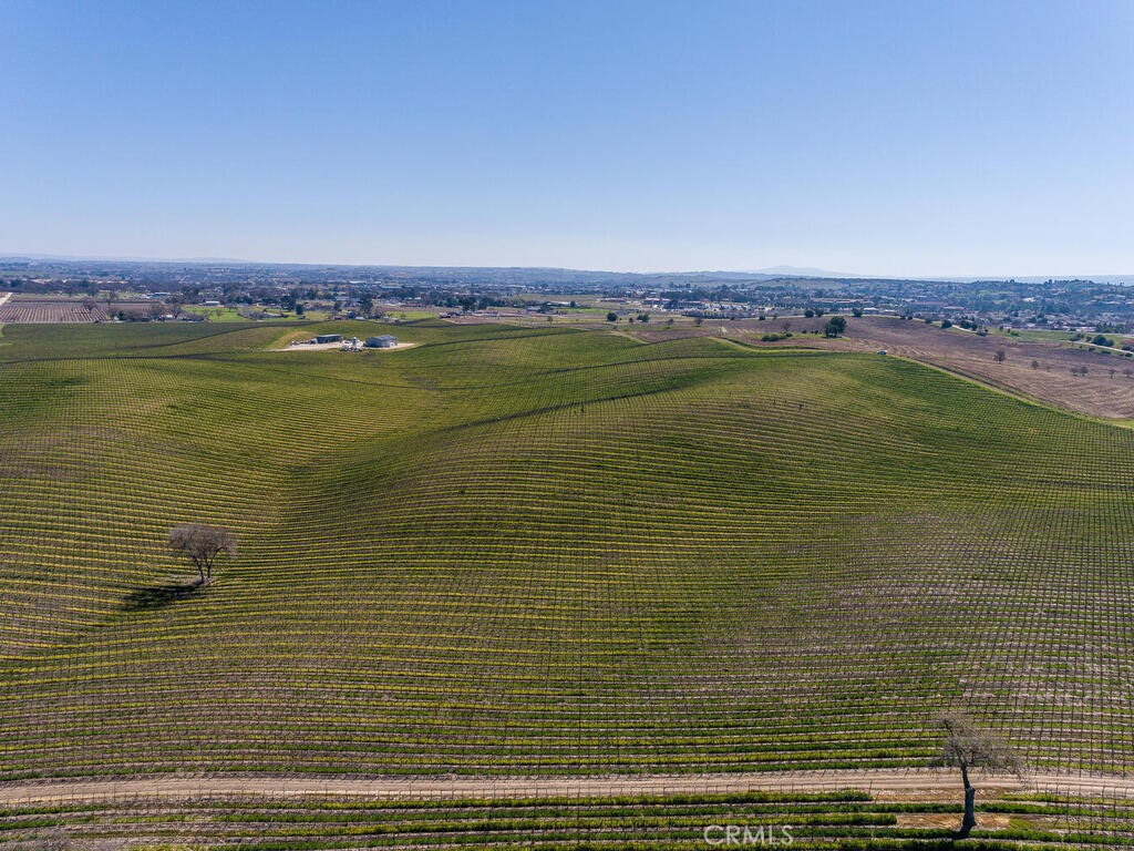 3925 Buena Vista Dr, Paso Robles, CA 93446