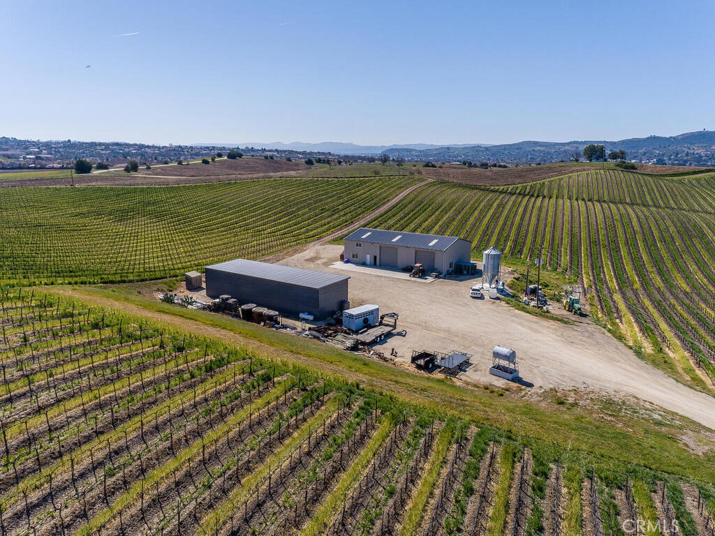 3925 Buena Vista Dr, Paso Robles, CA 93446