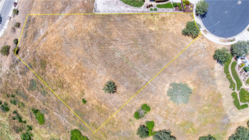 437 Calle Alto St, Paso Robles, CA 93446