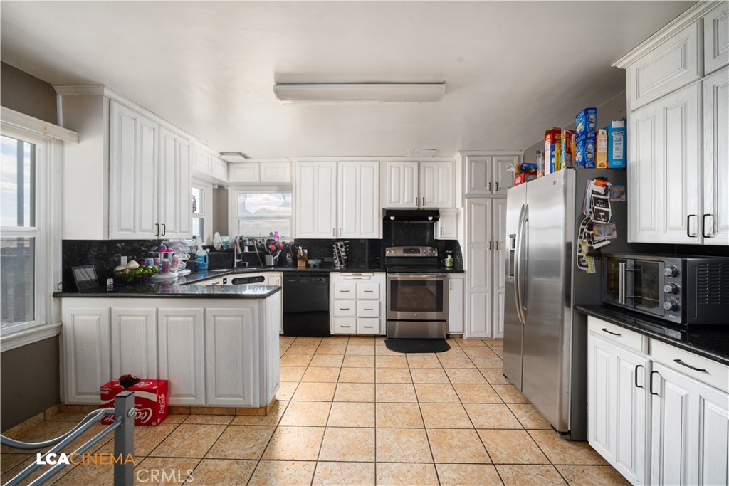 13271 Garzoli Ave, Mcfarland, CA 93250