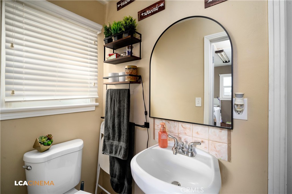 13271 Garzoli Ave, Mcfarland, CA 93250