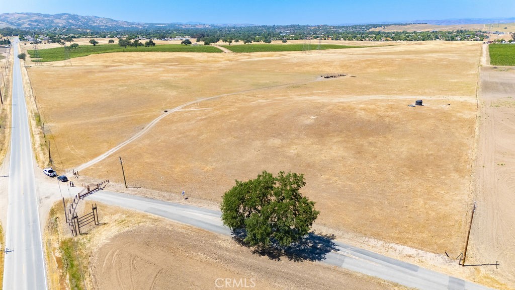 0 Creston Rd, Paso Robles, CA 93446