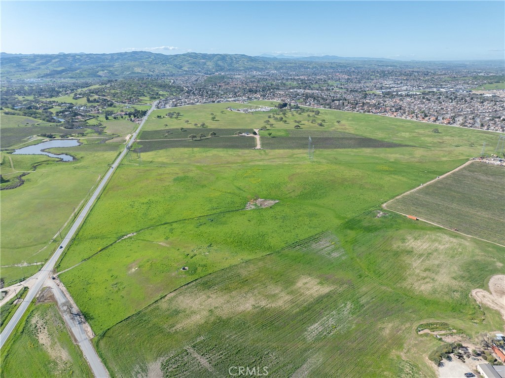 0 Creston Rd, Paso Robles, CA 93446